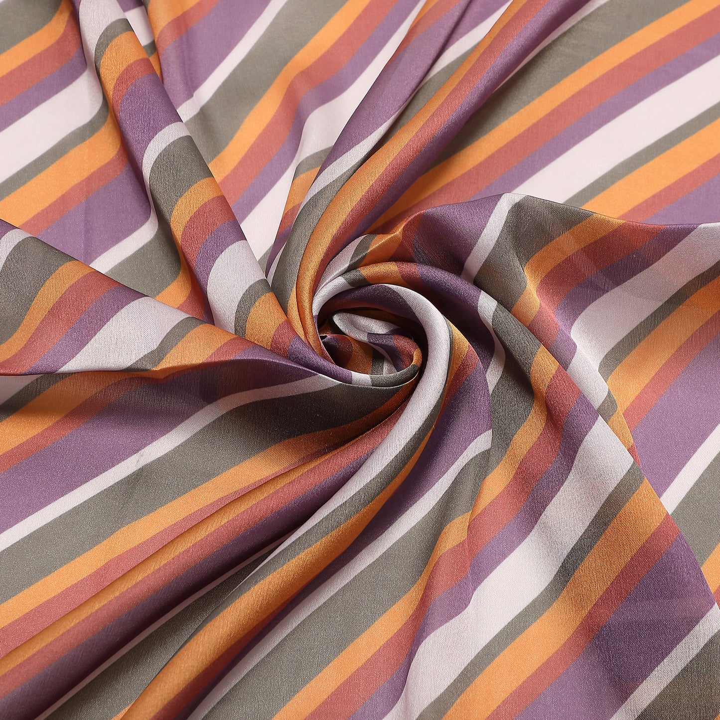 FOULARD CON RIGHE DIAGONALI (90X90 cm)