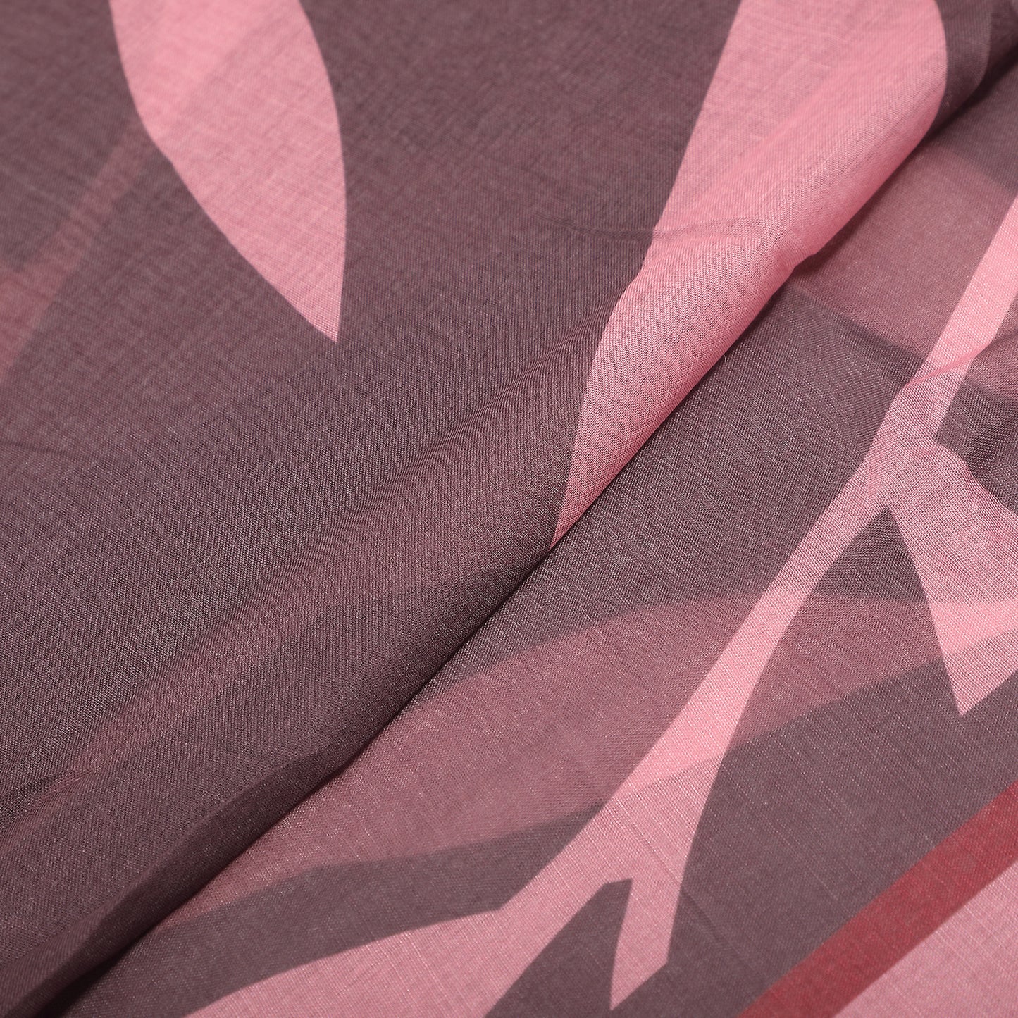 FOULARD CON FOGLIOLINE SPARSE (135X135 cm)