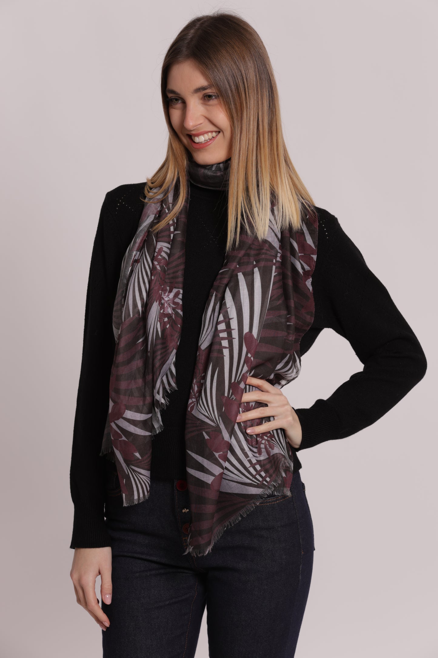 FOULARD CON PALME E FOGLIA (180X80 cm)