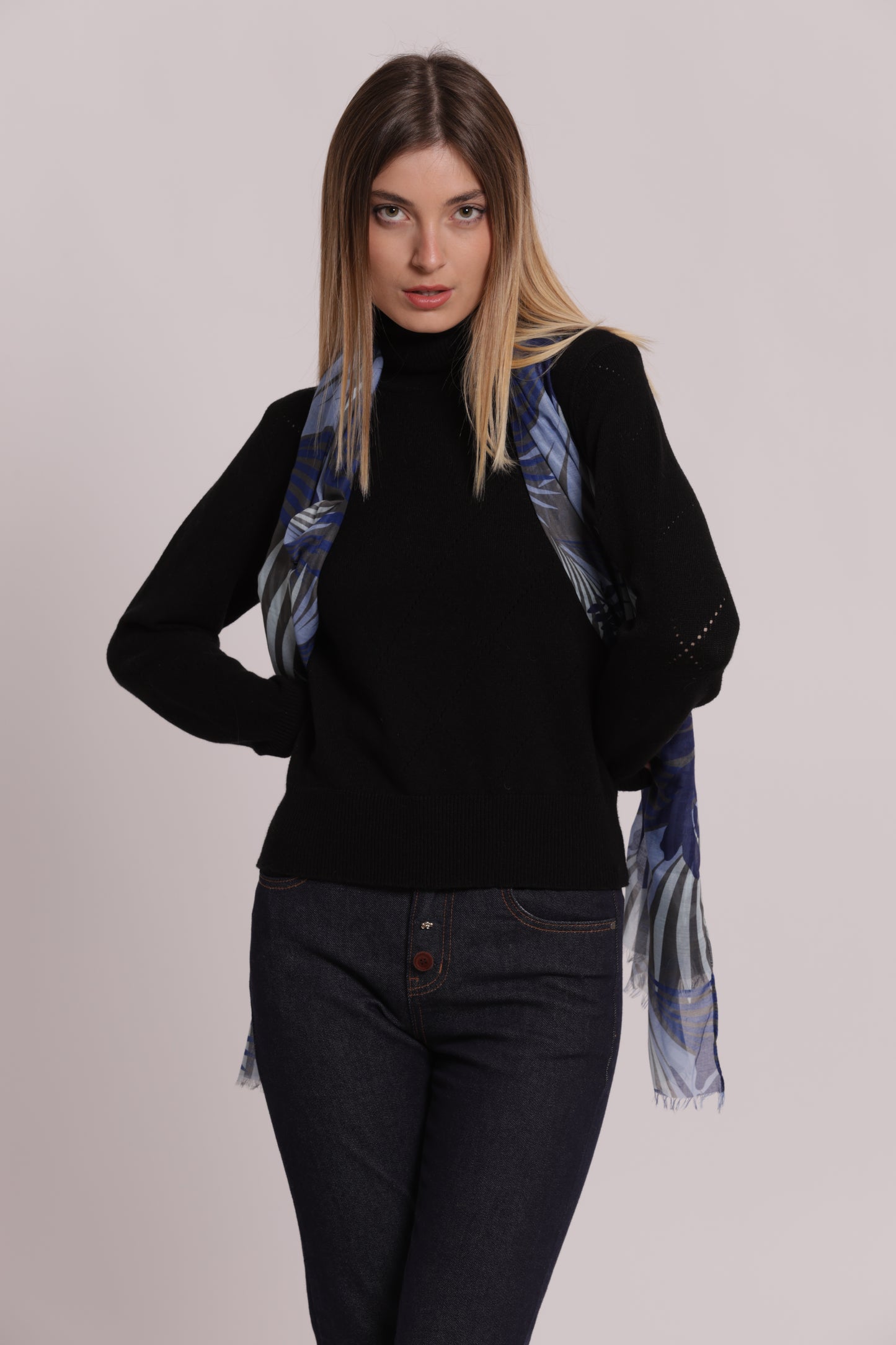 FOULARD CON PALME E FOGLIA (180X80 cm)
