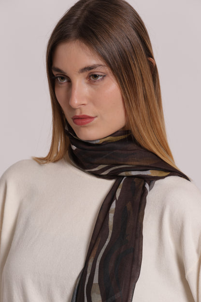 FOULARD CON STRISCE EFFETTO ZEBRA (180X80 cm)