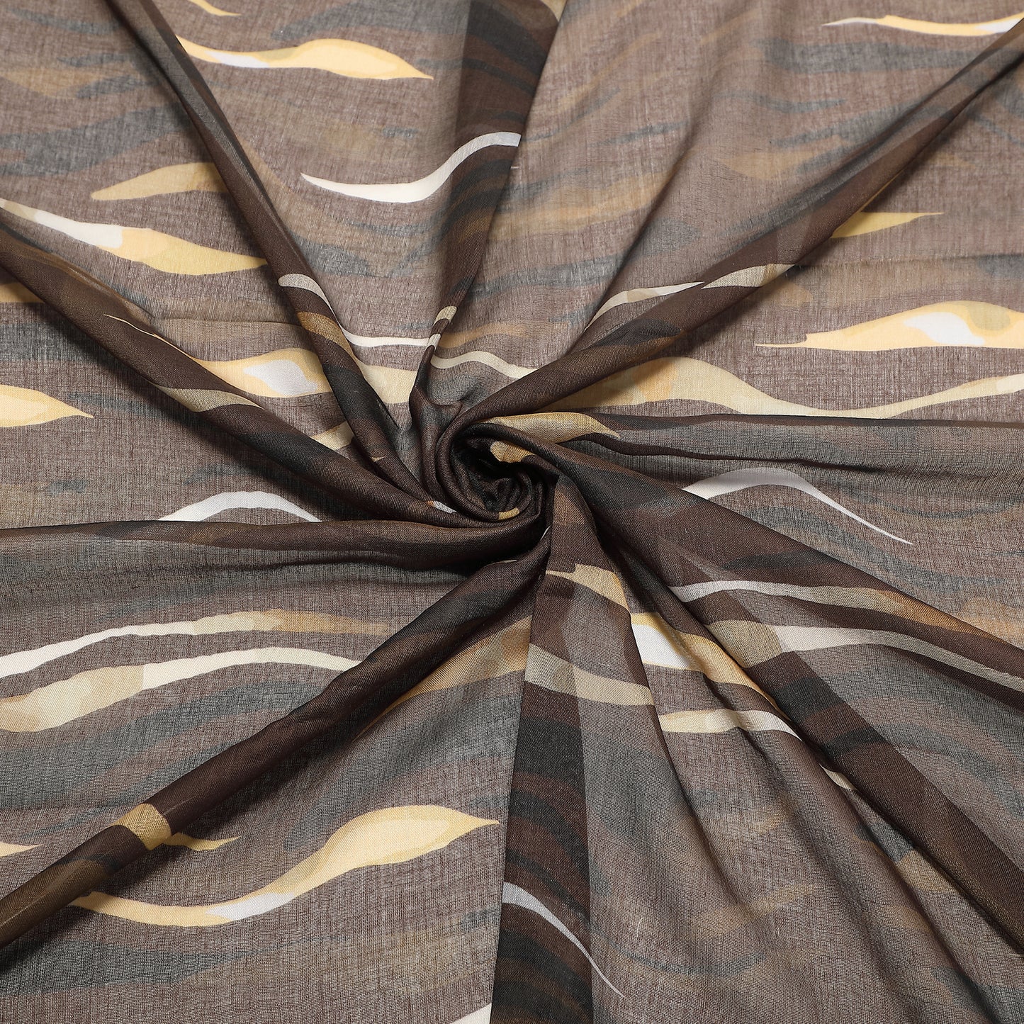 FOULARD CON STRISCE EFFETTO ZEBRA (180X80 cm)