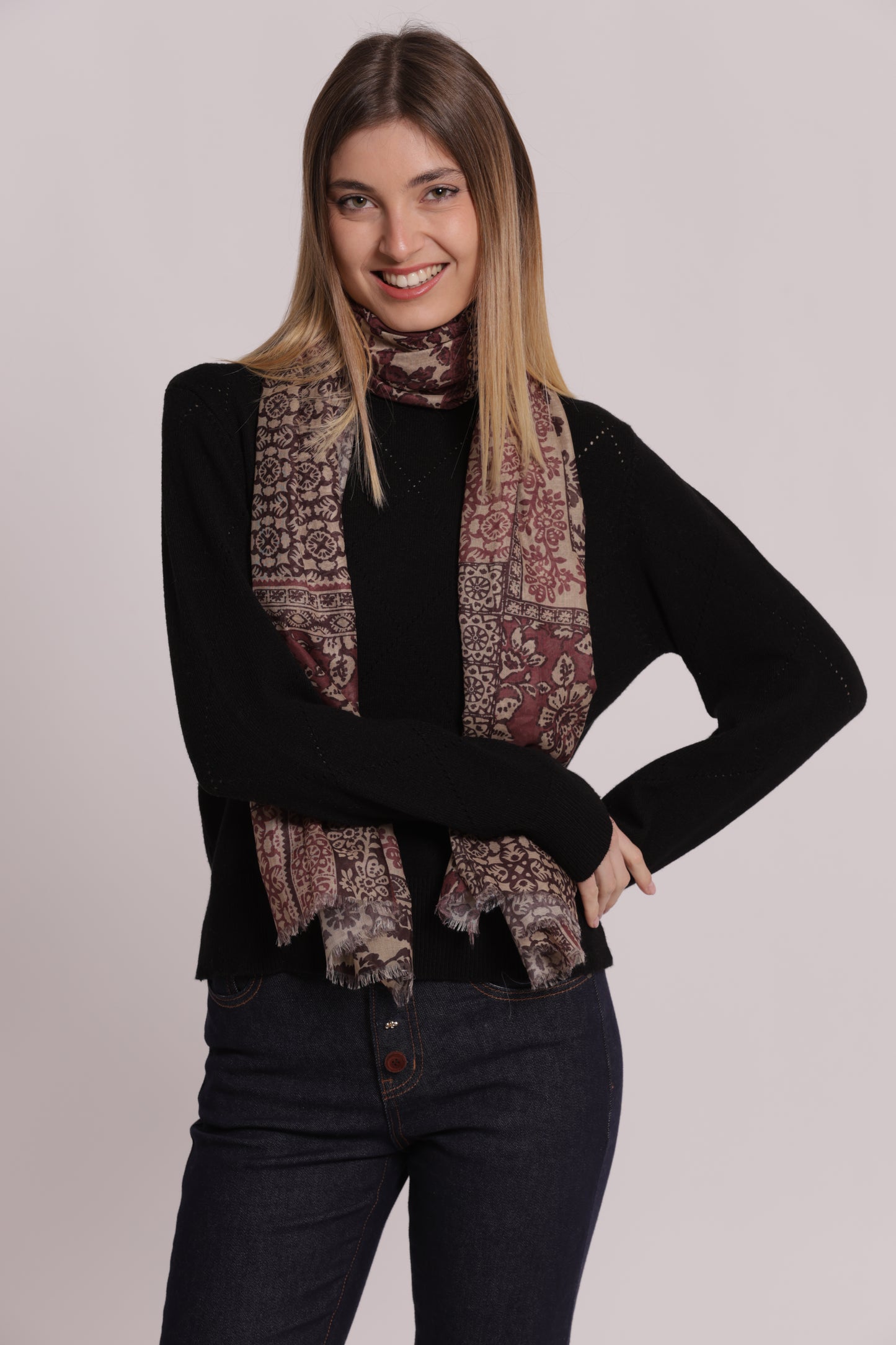 FOULARD IN FANTASIA PATCHWORK FLOREALE (180X80 cm)