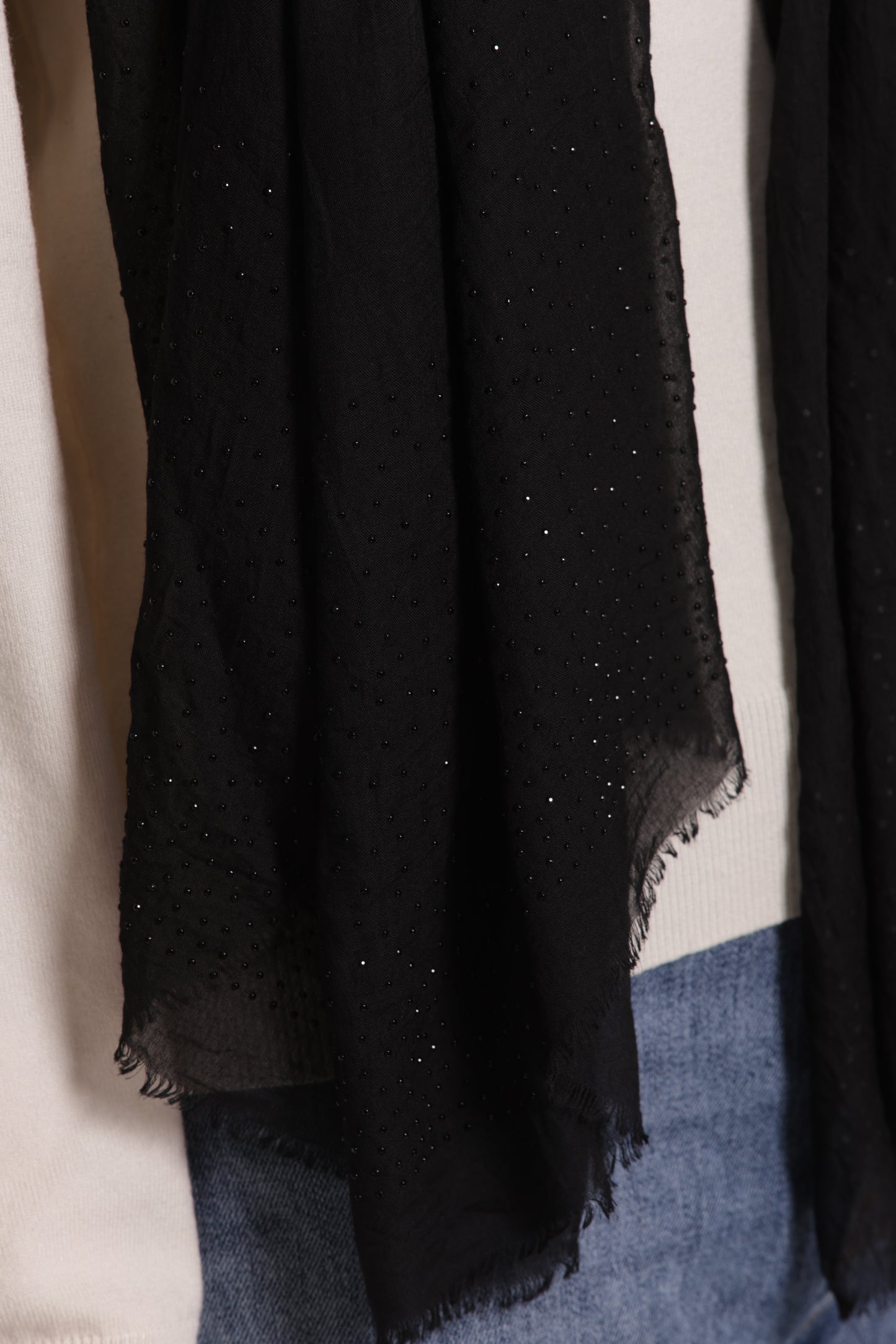 FOULARD IN TINTA UNITA CON STRASS (180X80 cm)