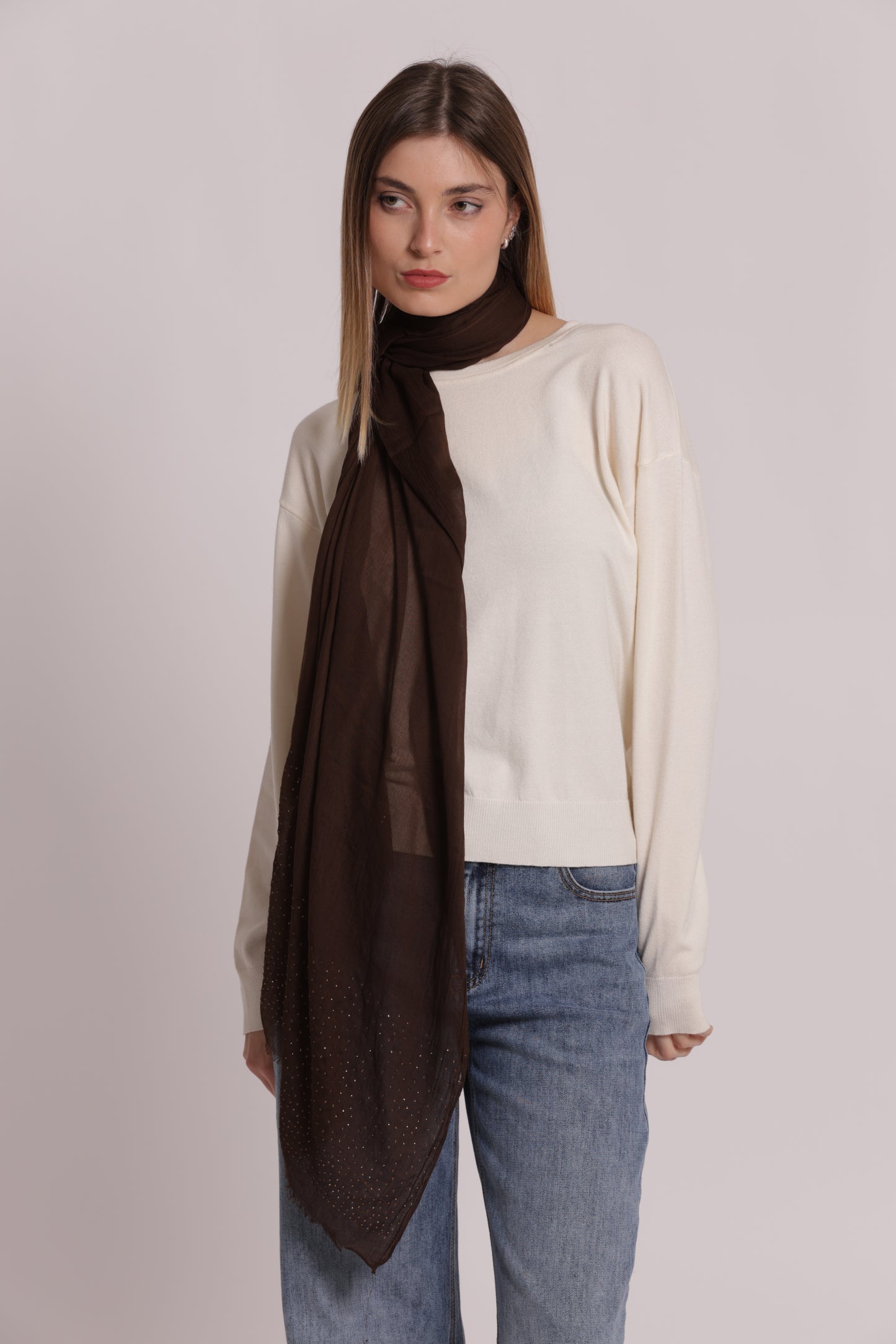 FOULARD IN TINTA UNITA CON STRASS (180X80 cm)