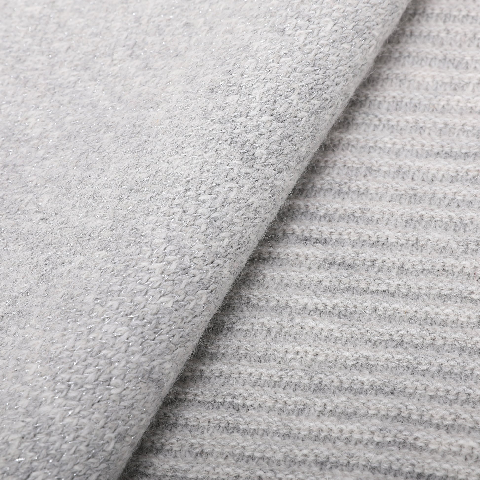 SCIARPA CON DETTAGLIO LUREX E STRISCIA DI STRASS