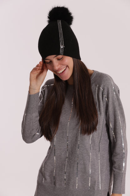 BERRETTO CON 3 STRISCE DI STRASS E PON PON