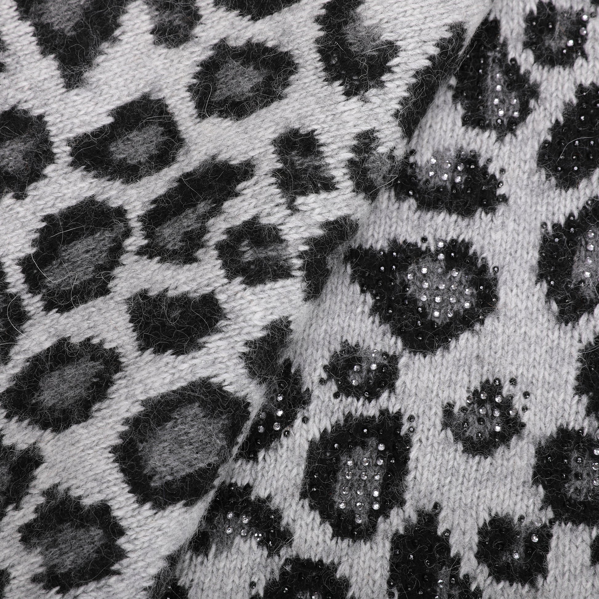 SCIARPA LEOPARDATA CON STRASS