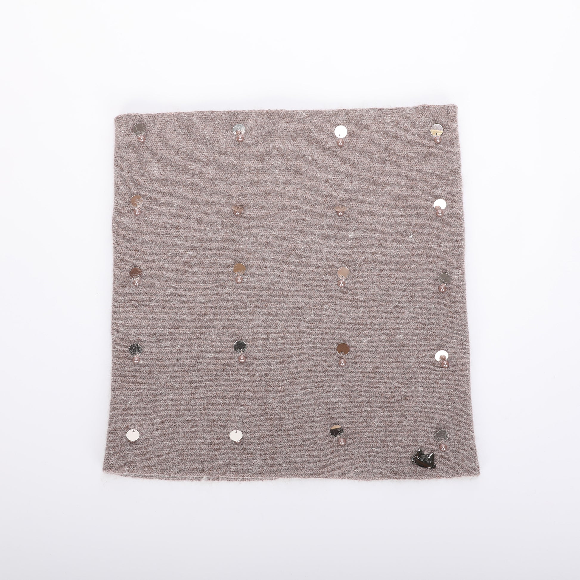 GIROCOLLO CON PERLE E PAILLETTES
