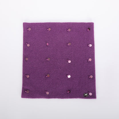 GIROCOLLO CON PERLE E PAILLETTES