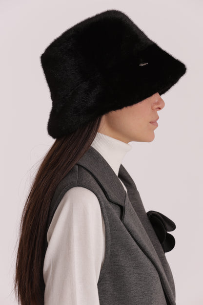 CAPPELLO CLOCHE CON PELO MORBIDO
