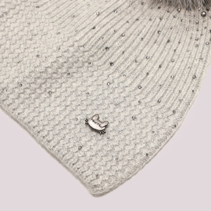 BERRETTO CON PIOGGIA DI STRASS E PON PON