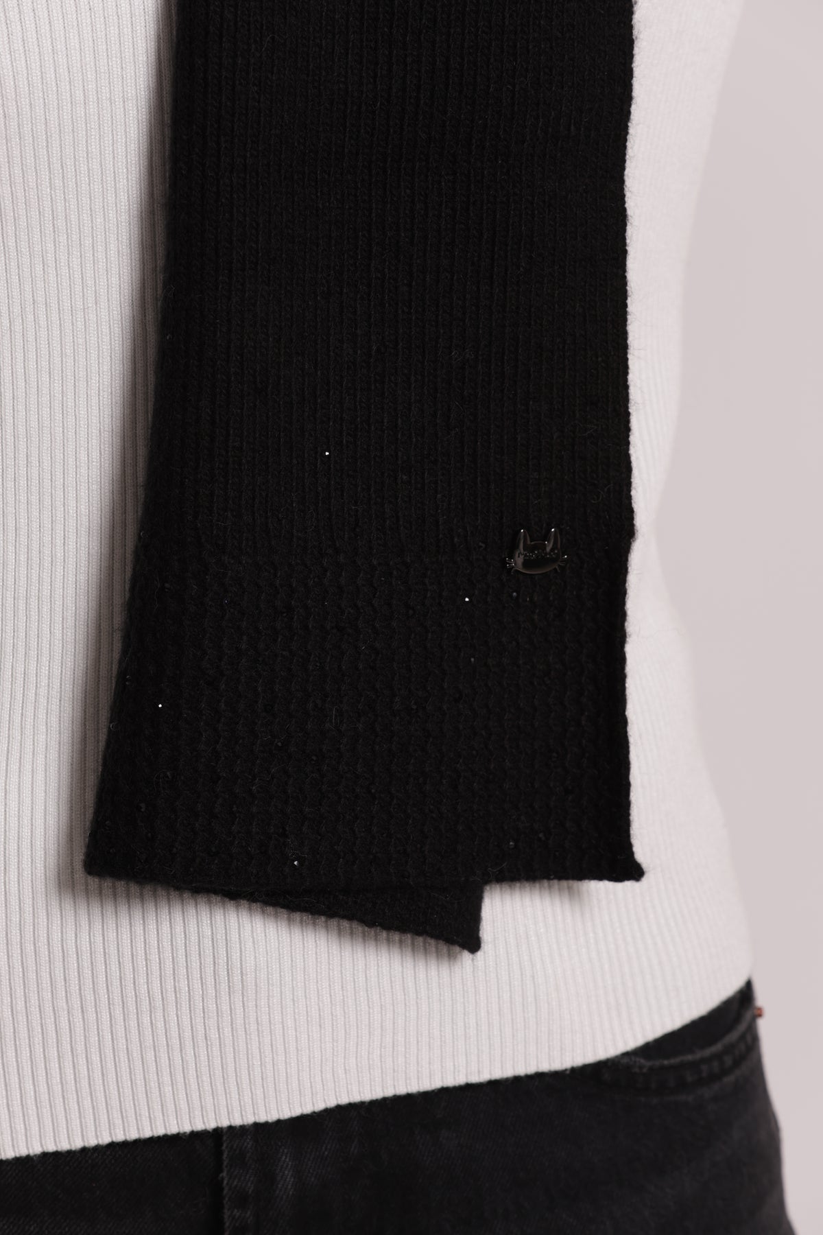 SCIARPA CON PIOGGIA DI STRASS