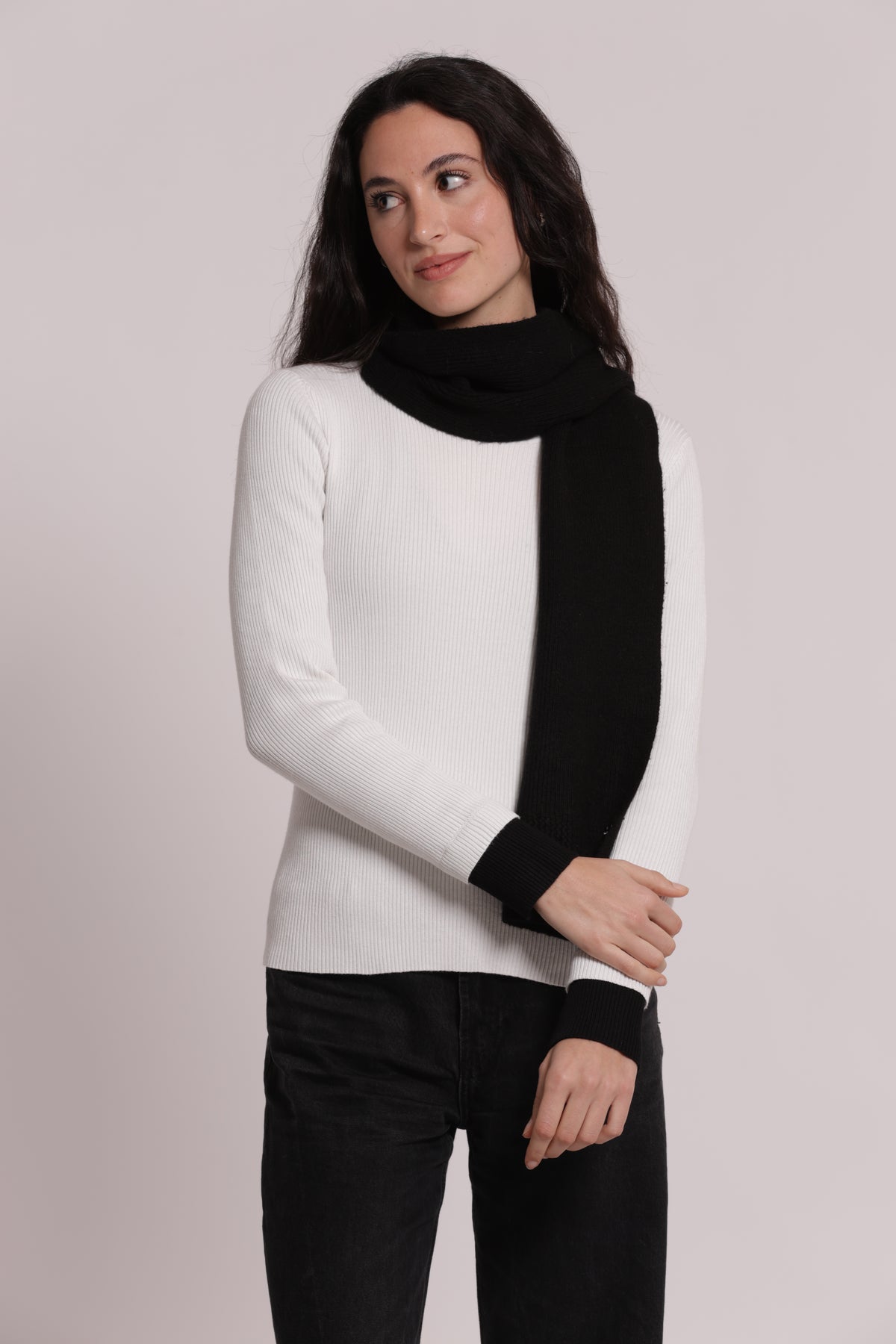 SCIARPA CON PIOGGIA DI STRASS
