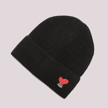 BERRETTO CON CUORE RICAMATO
