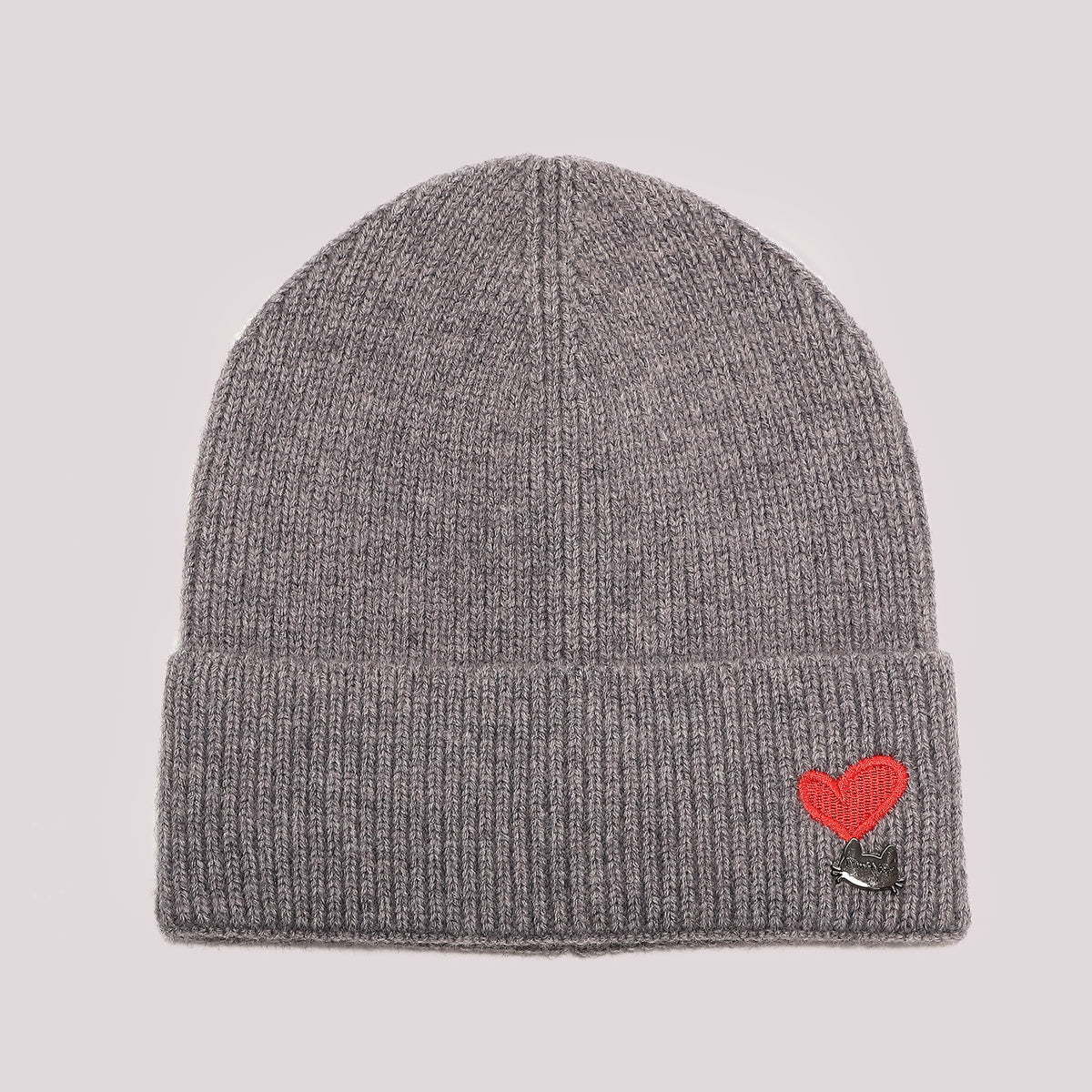 BERRETTO CON CUORE RICAMATO