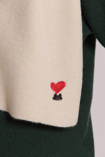 SCIARPA CON CUORE RICAMATO