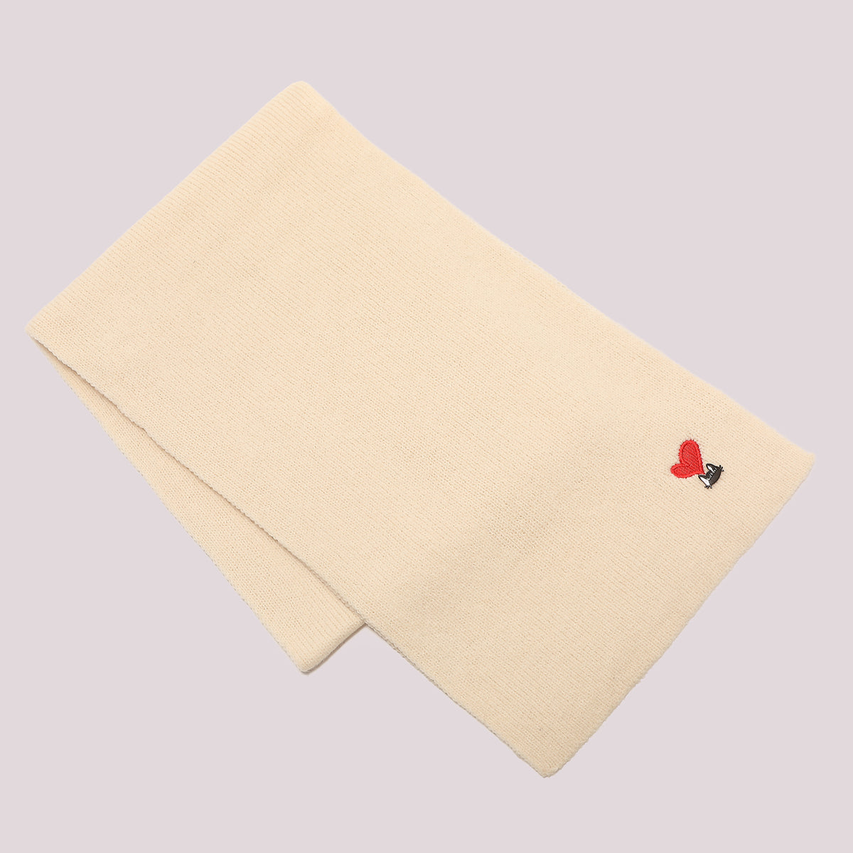SCIARPA CON CUORE RICAMATO