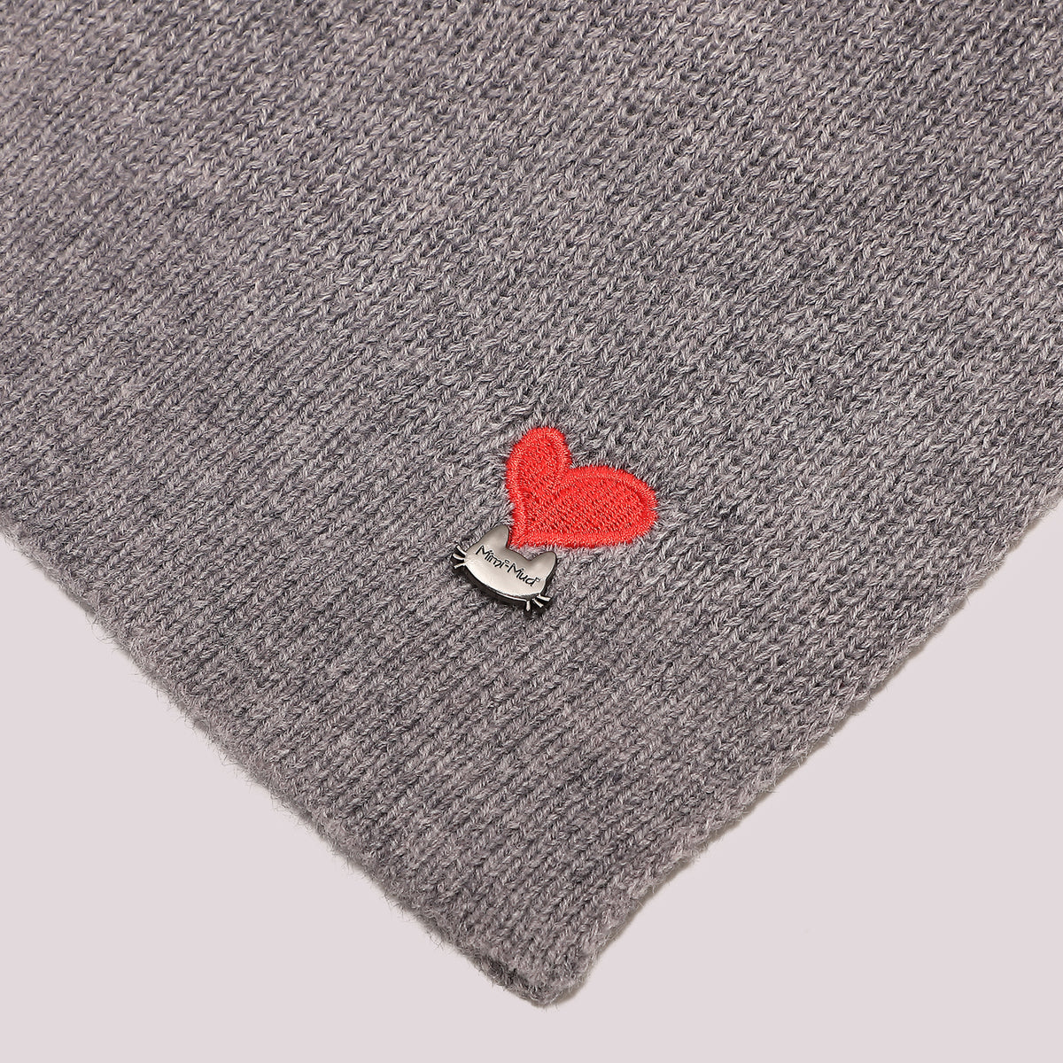 SCIARPA CON CUORE RICAMATO