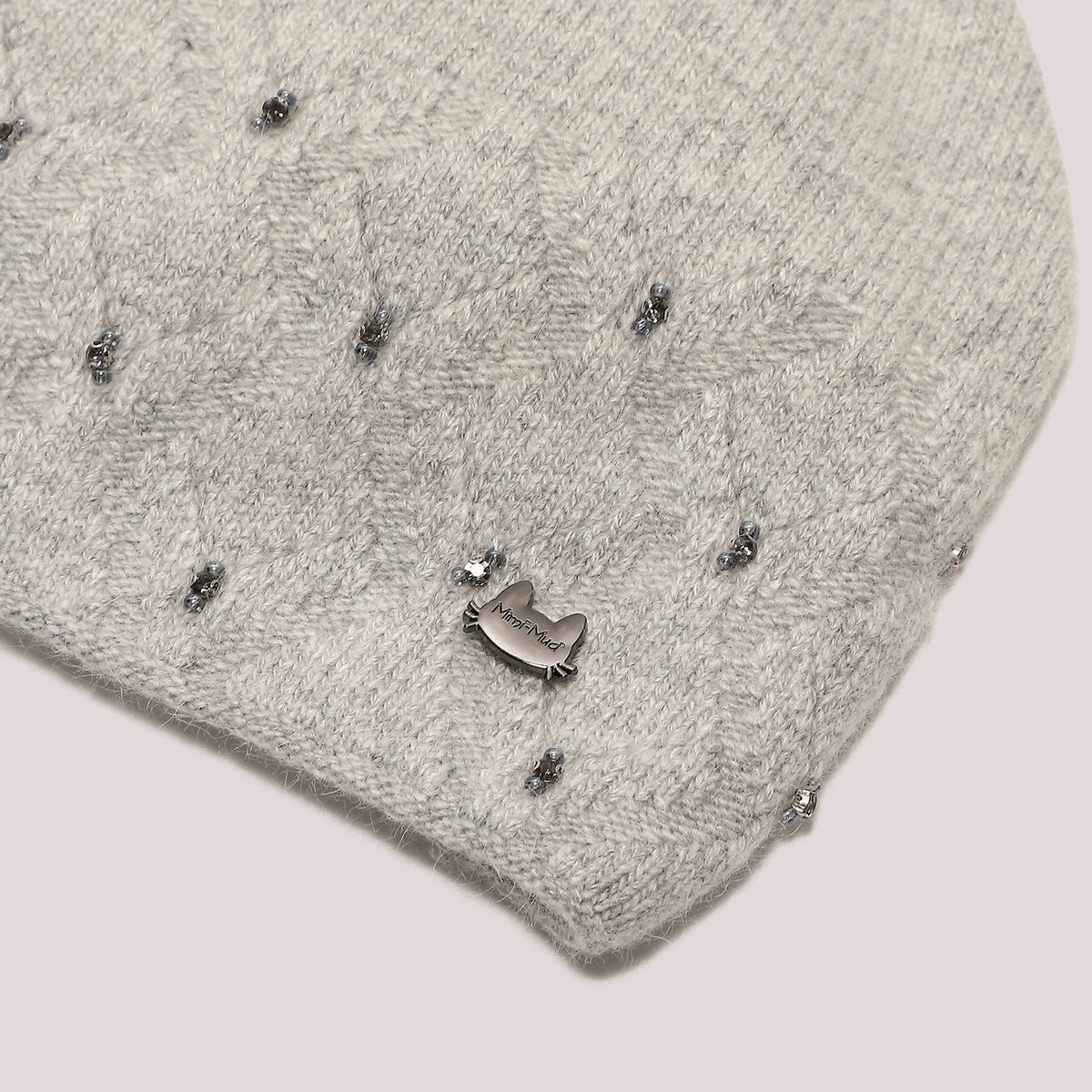 BERRETTO CON BORCHIETTE DI STRASS