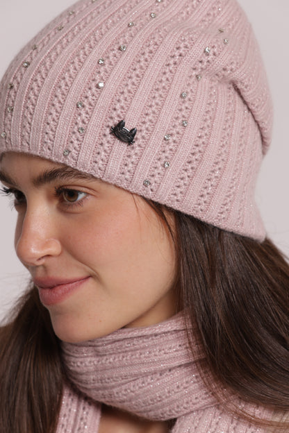 BERRETTO CON PICCOLE TRECCE CON STRASS