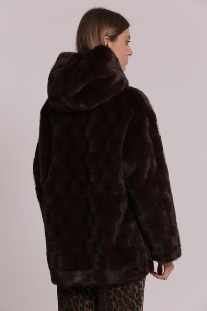 CAPPOTTO EFFETTO PELLICCIA CON COULISSE