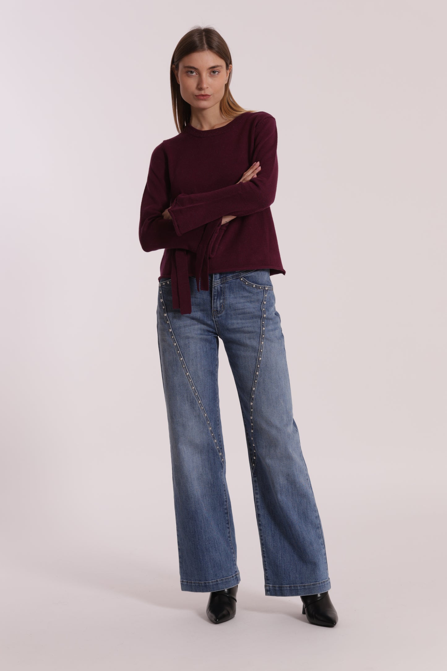 JEANS WIDE LEG CON BORCHIE