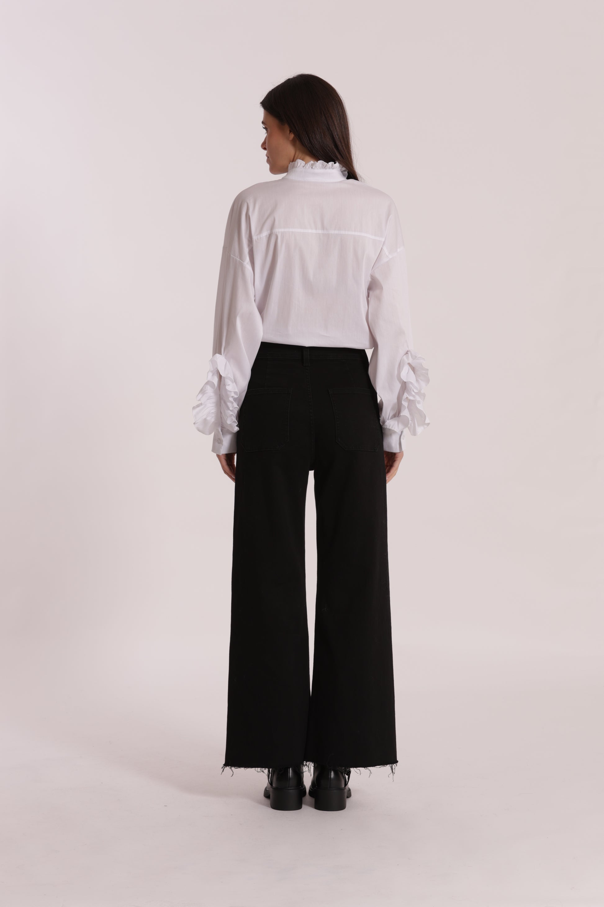 JEANS WIDE LEG CROPPED CON CUORI RICAMATI