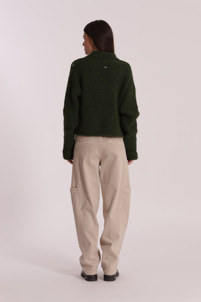 JEANS CON FINTE TASCHE LATERALI