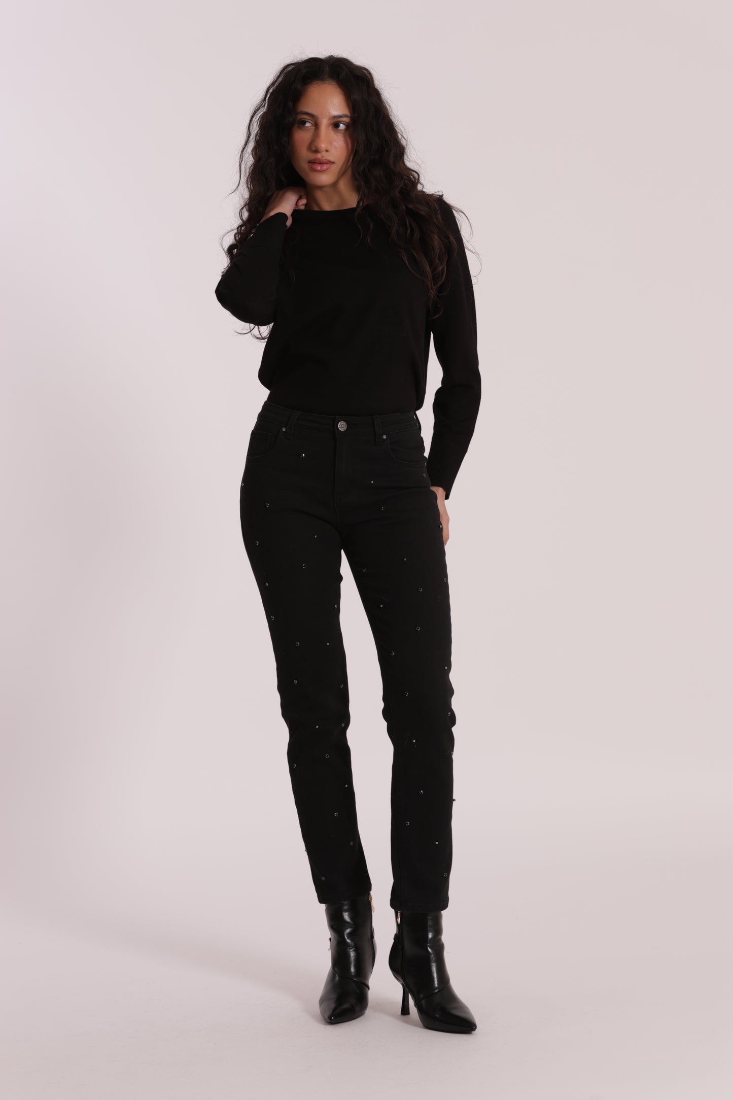 JEANS SIGARETTA CON APPLICAZIONI