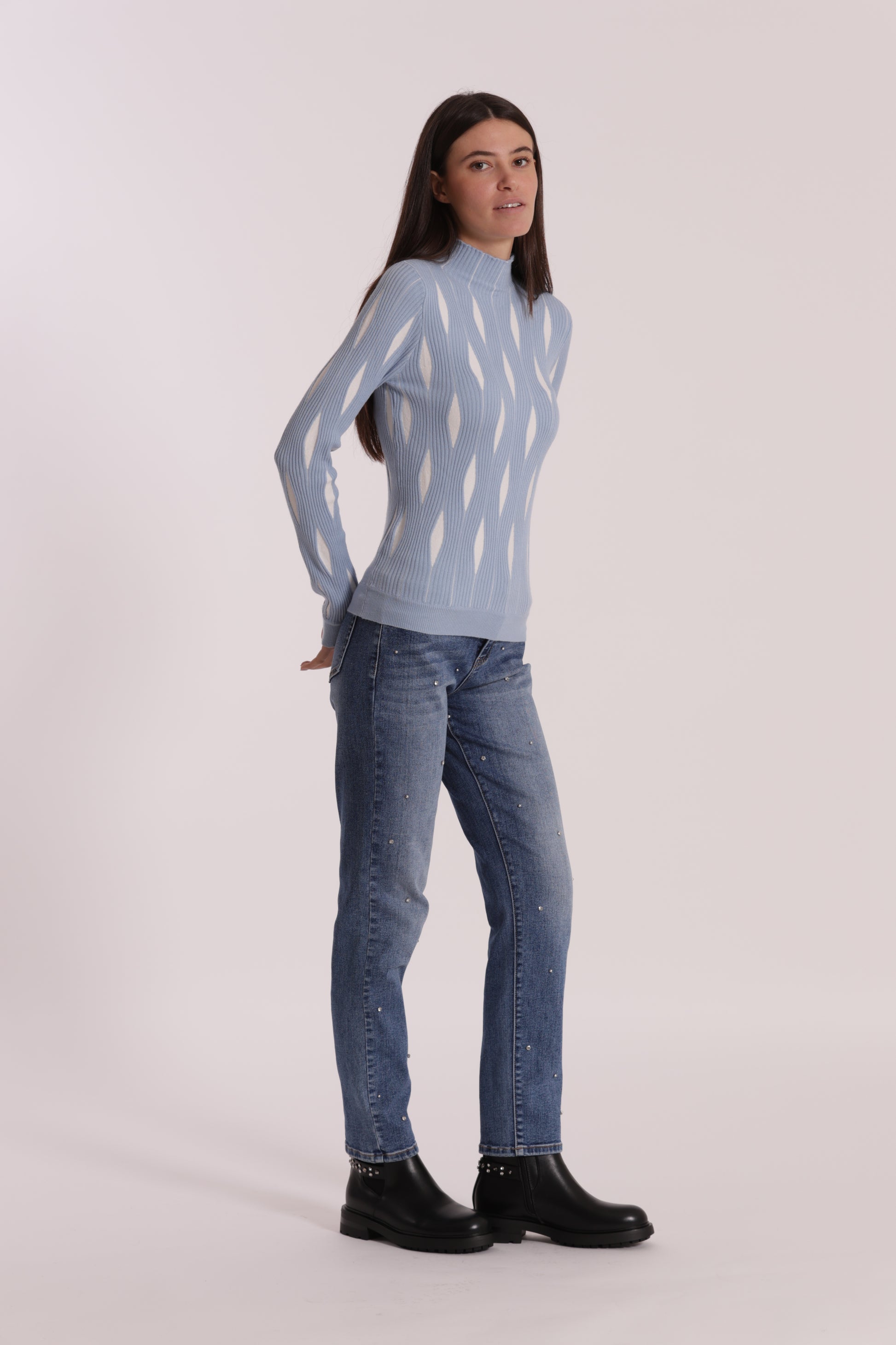 JEANS SIGARETTA CON APPLICAZIONI