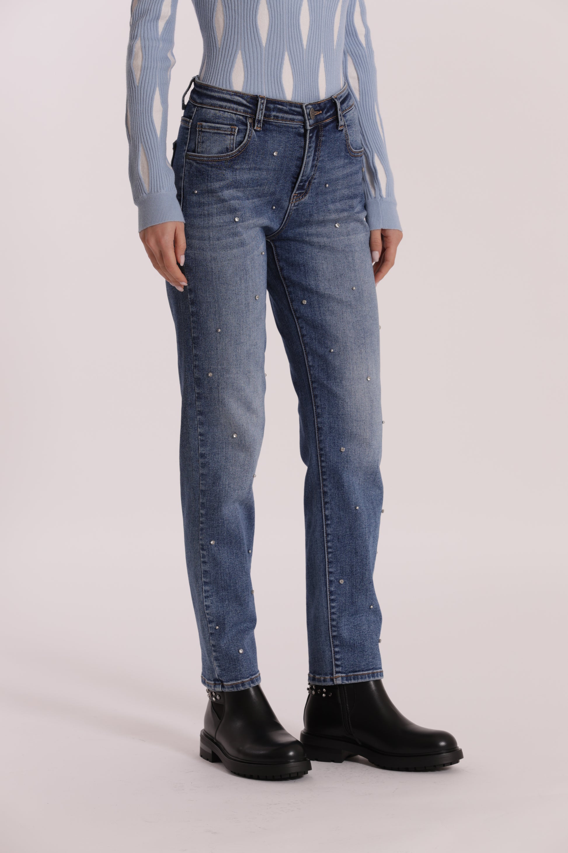 JEANS SIGARETTA CON APPLICAZIONI