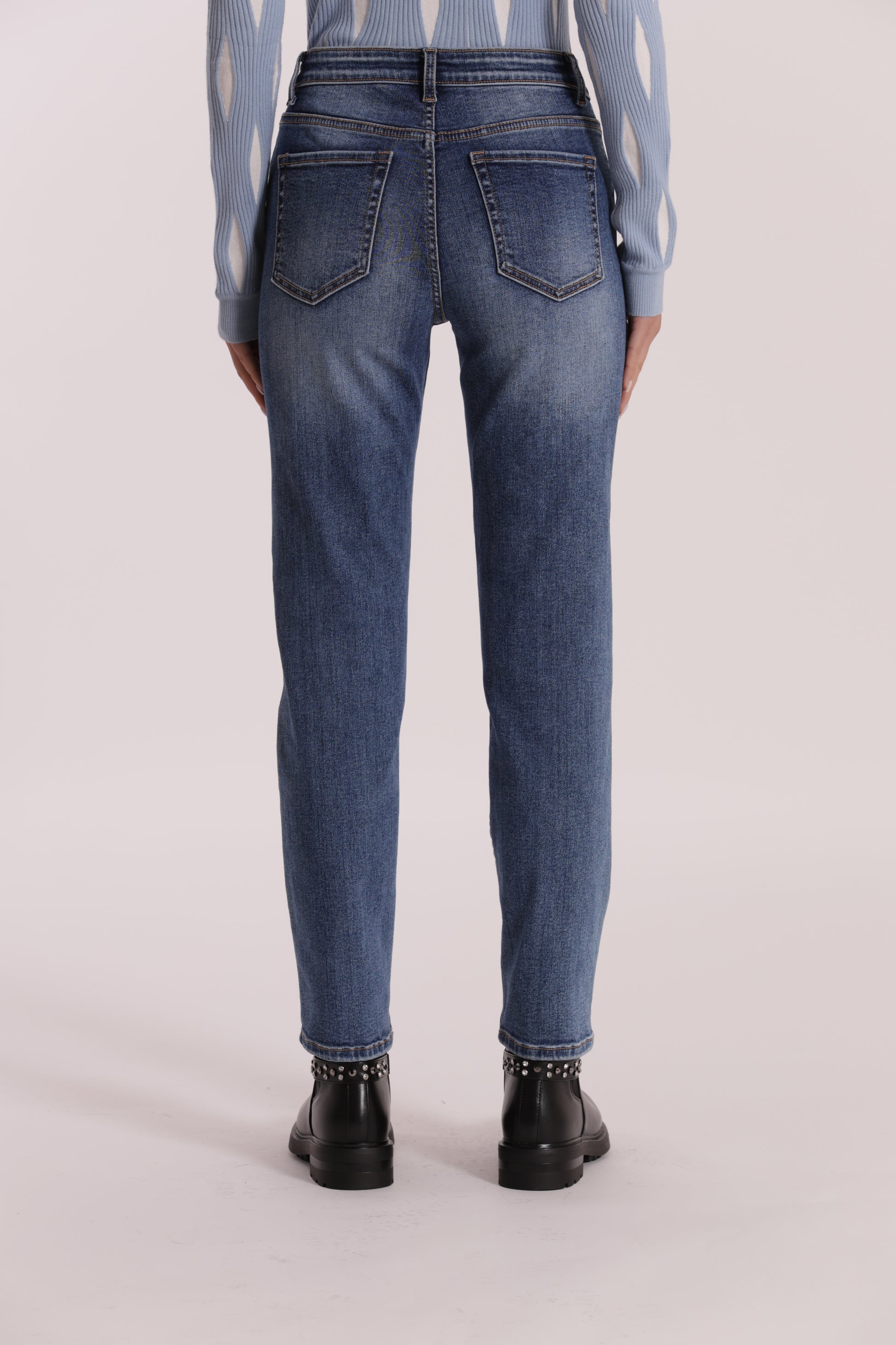 JEANS SIGARETTA CON APPLICAZIONI