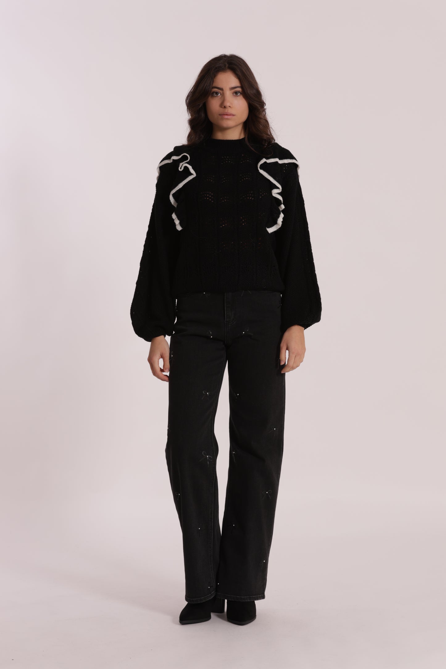 JEANS WIDE LEG CON STAMPA FIOCCO