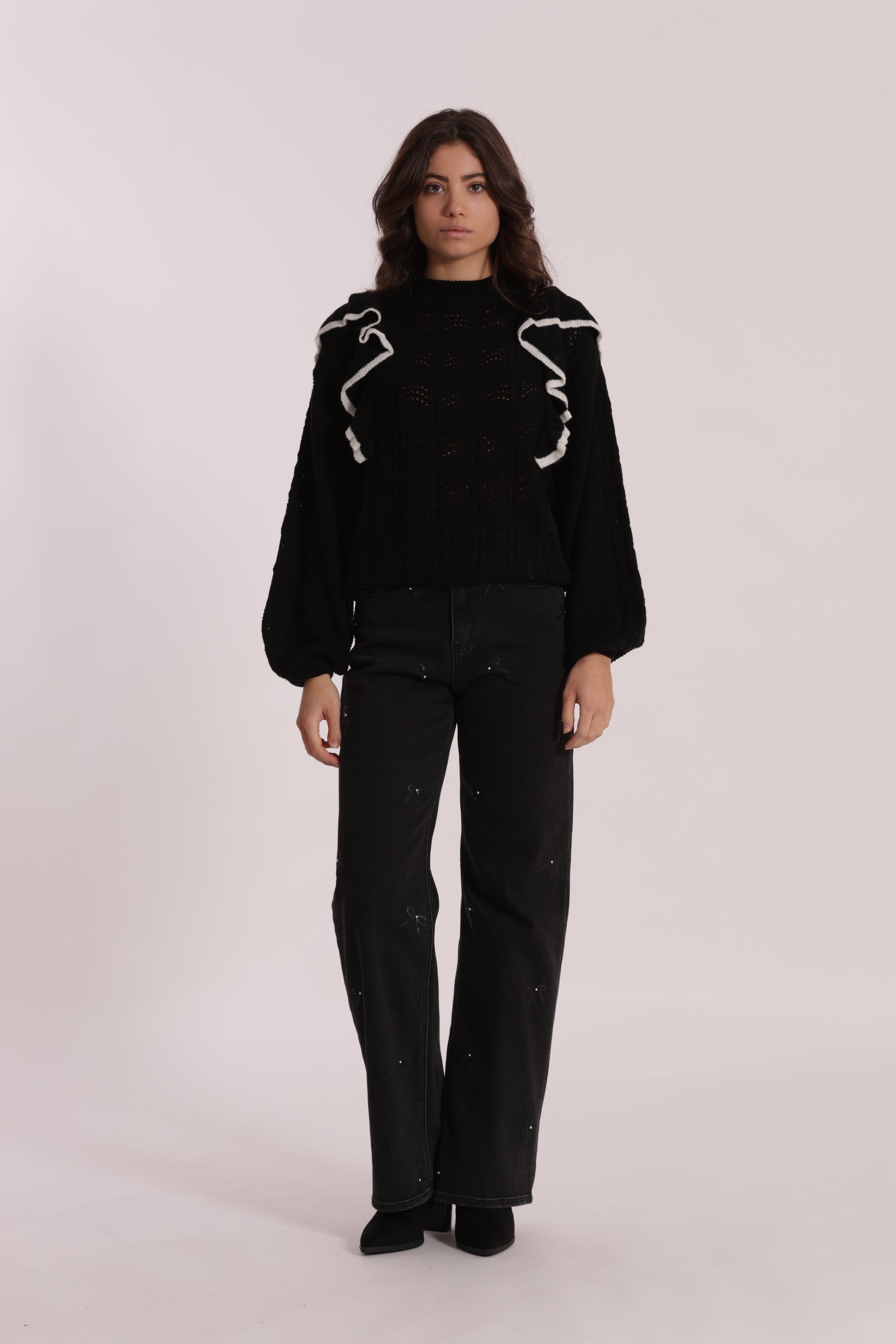 JEANS WIDE LEG CON STAMPA FIOCCO