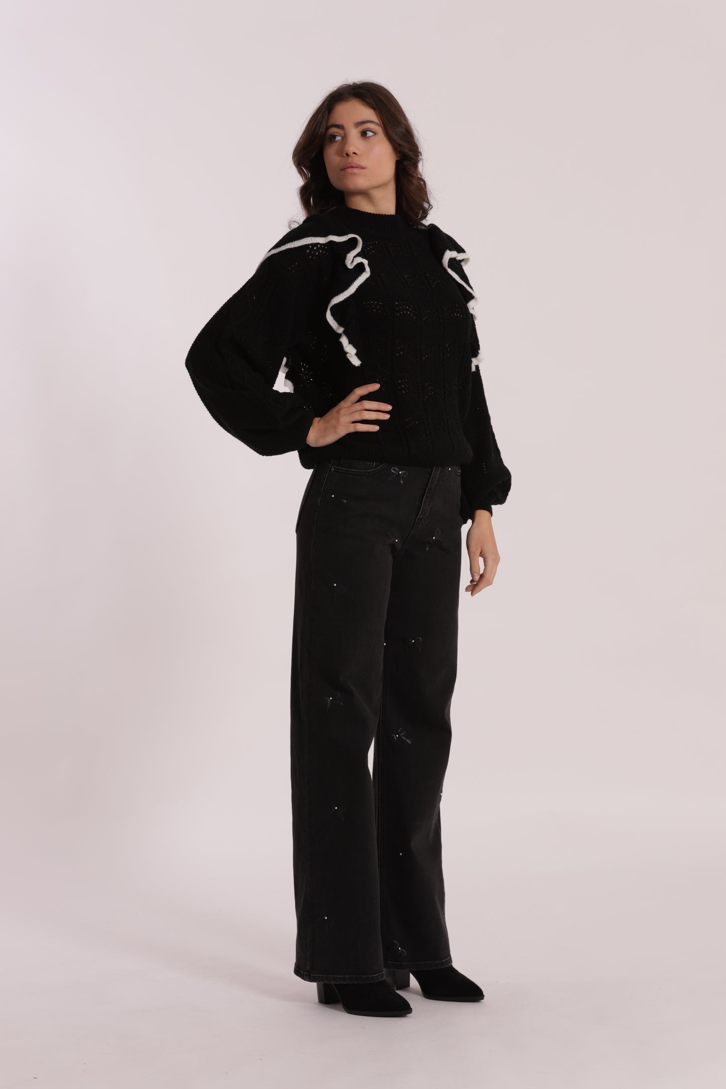 JEANS WIDE LEG CON STAMPA FIOCCO