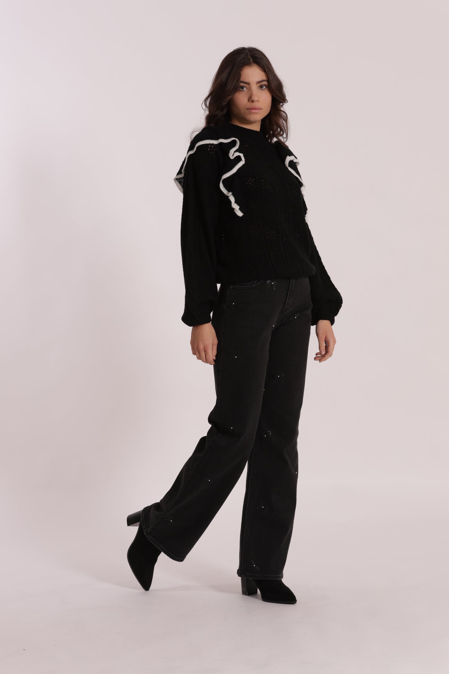 JEANS WIDE LEG CON STAMPA FIOCCO