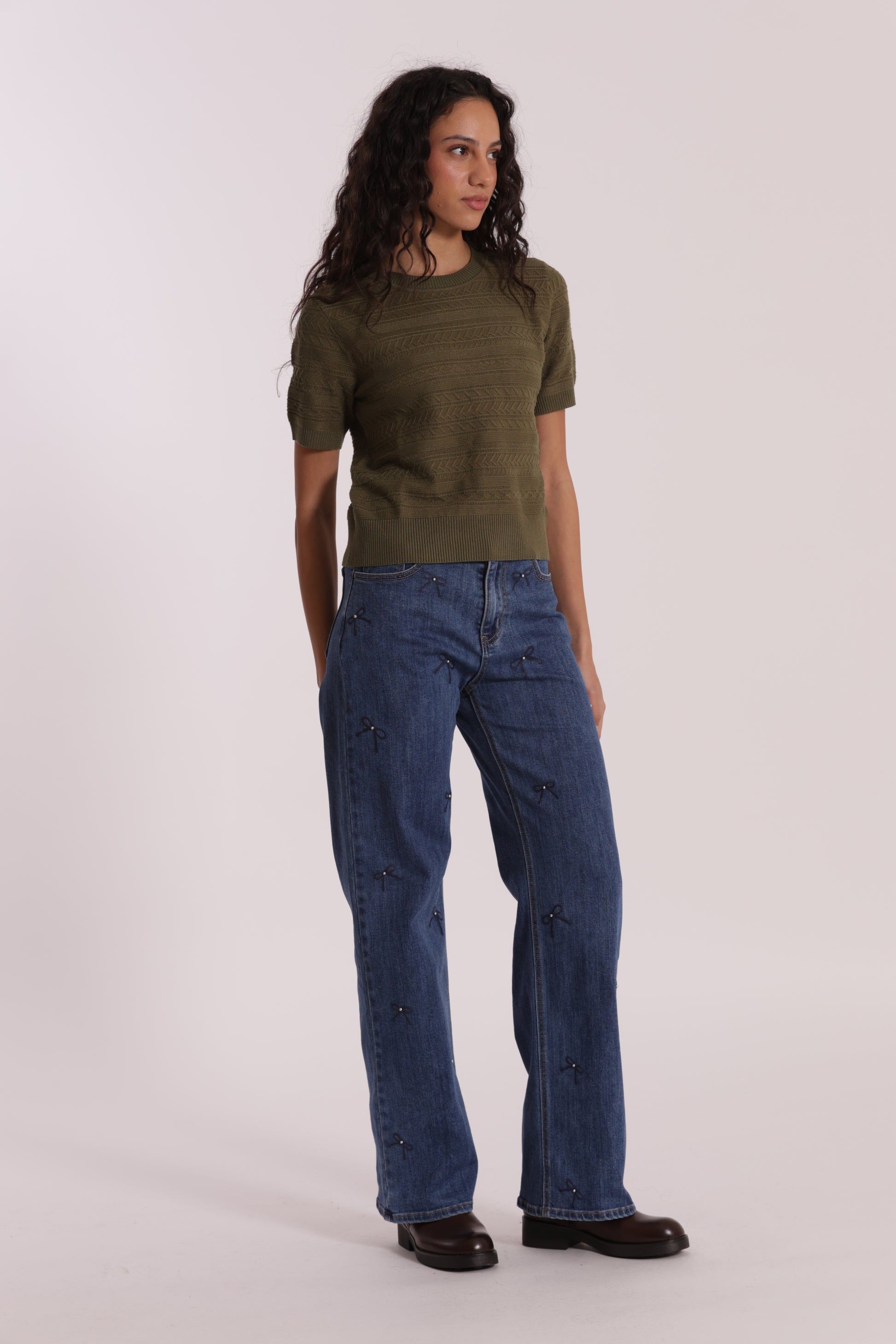 JEANS WIDE LEG CON STAMPA FIOCCO