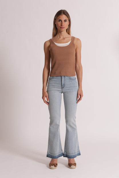 JEANS A ZAMPA CON DETTAGLIO GIOIELLO