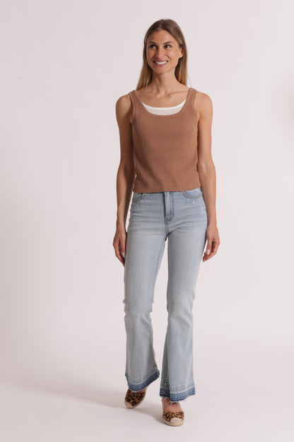 JEANS A ZAMPA CON DETTAGLIO GIOIELLO