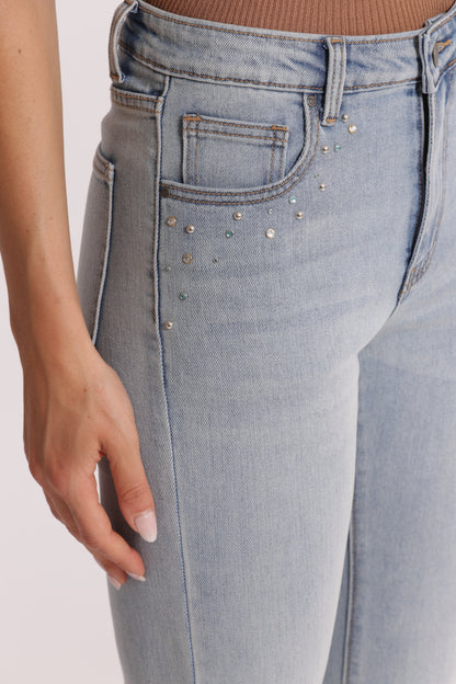 JEANS A ZAMPA CON DETTAGLIO GIOIELLO