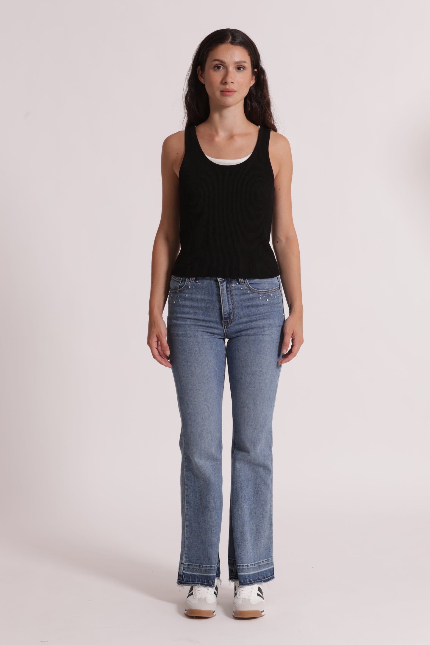 JEANS A ZAMPA CON DETTAGLIO GIOIELLO