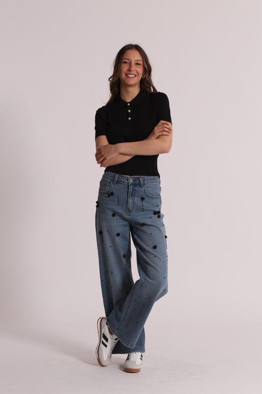 JEANS PALAZZO CON APPLICAZIONI FLOREALI