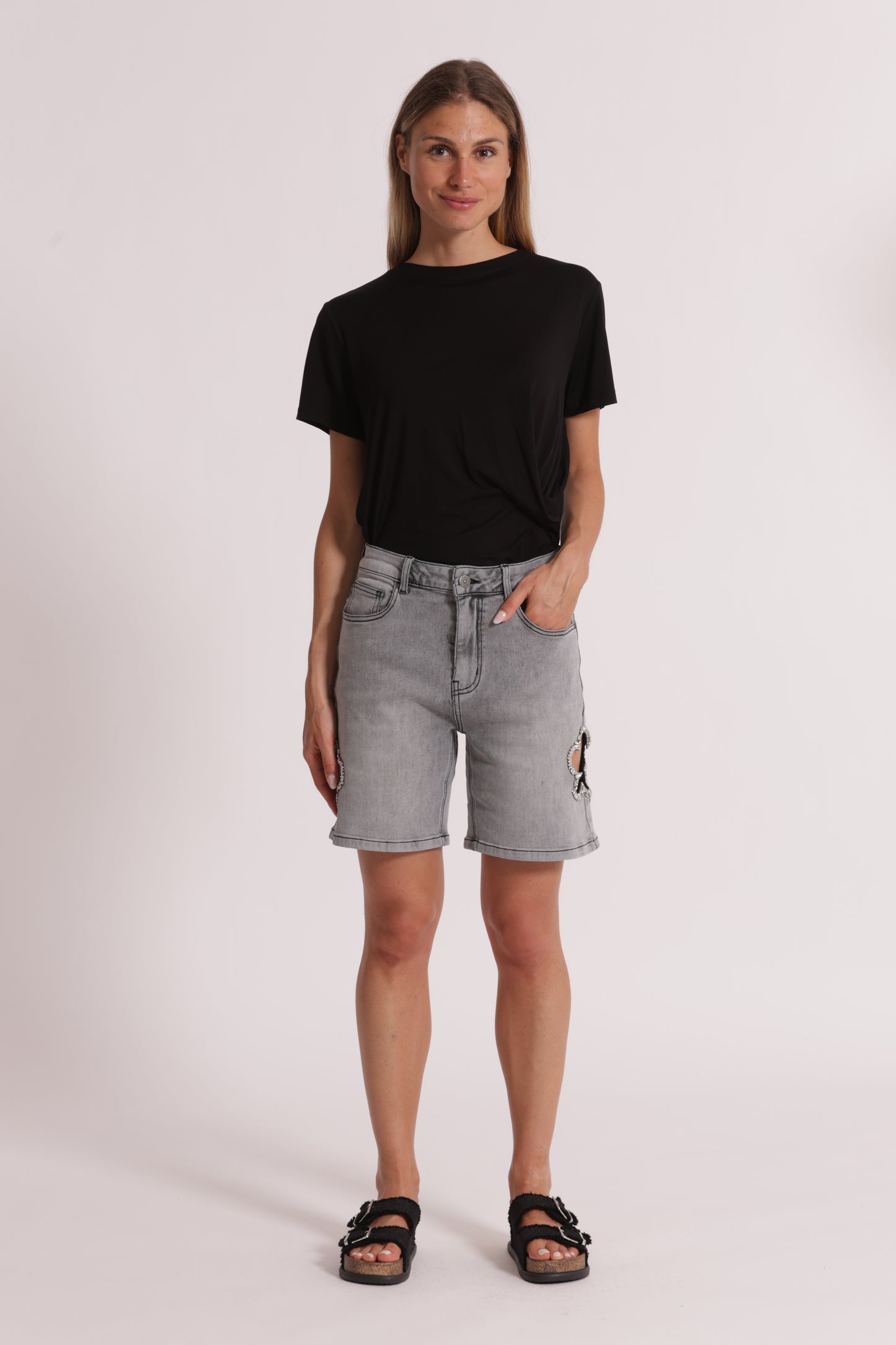 BERMUDA CON CUT OUT GIOIELLO