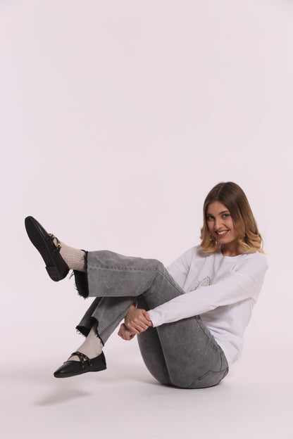 JEANS FLARE CON RICAMO ONDULATO SULLE TASCHE