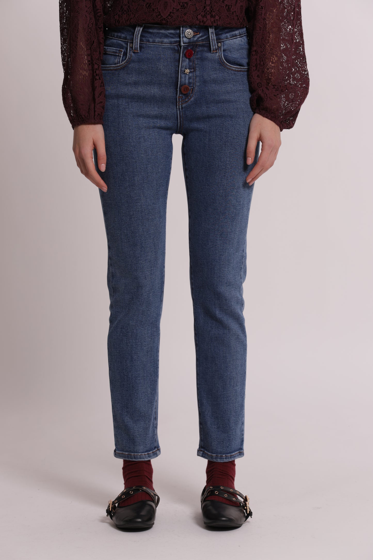 JEANS SIGARETTA CON BOTTONI VELLUTO E GIOIELLO