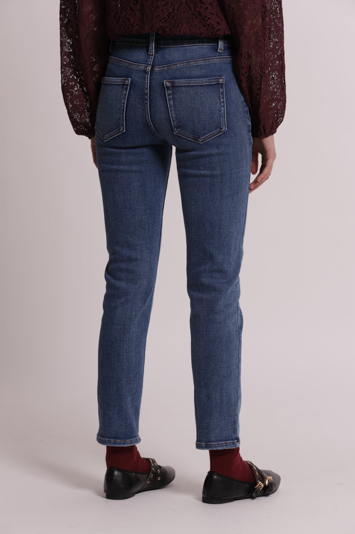 JEANS SIGARETTA CON BOTTONI VELLUTO E GIOIELLO