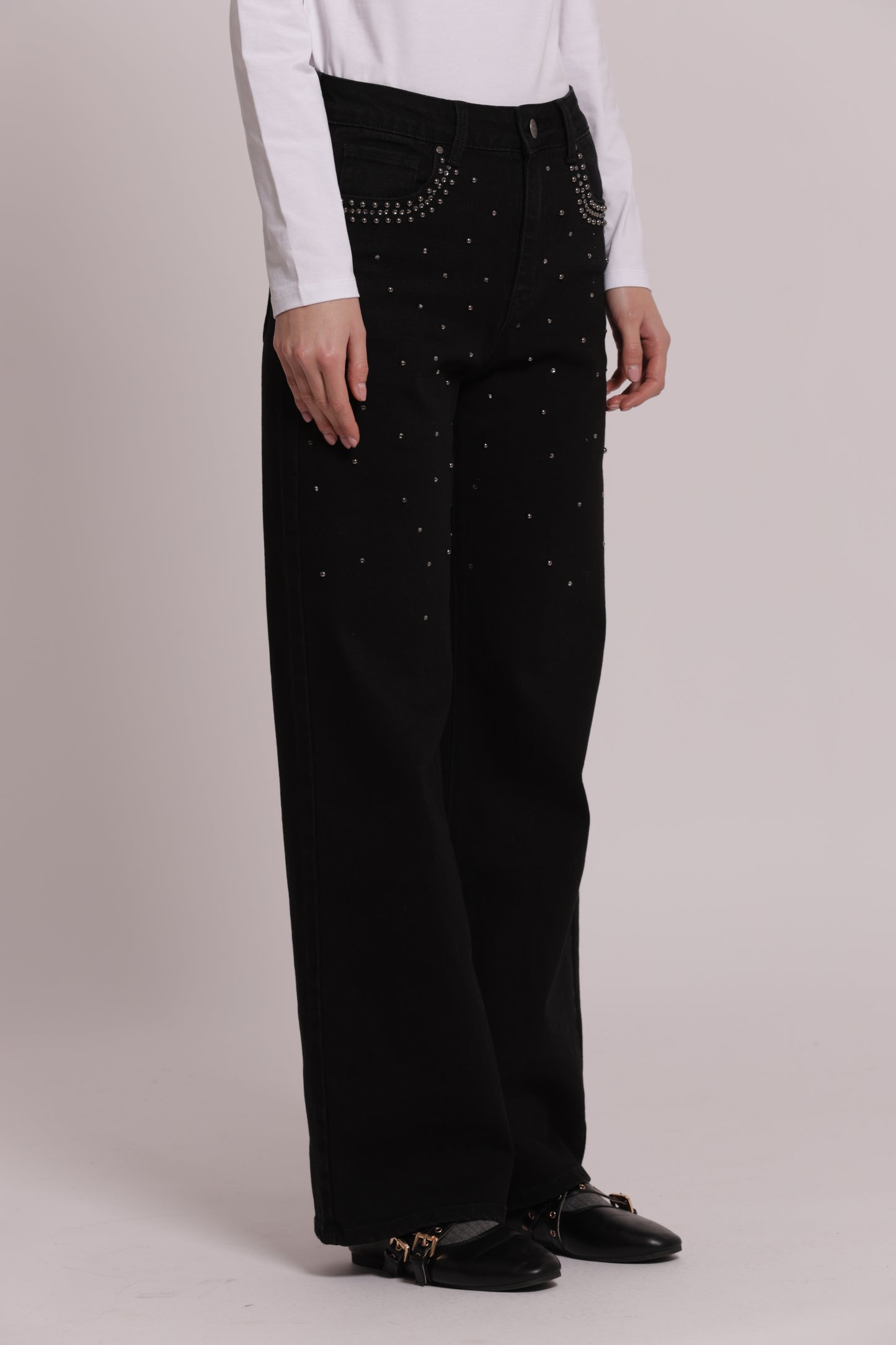 JEANS WIDE LEG CON BORCHIE E STRASS SULLE TASCHE